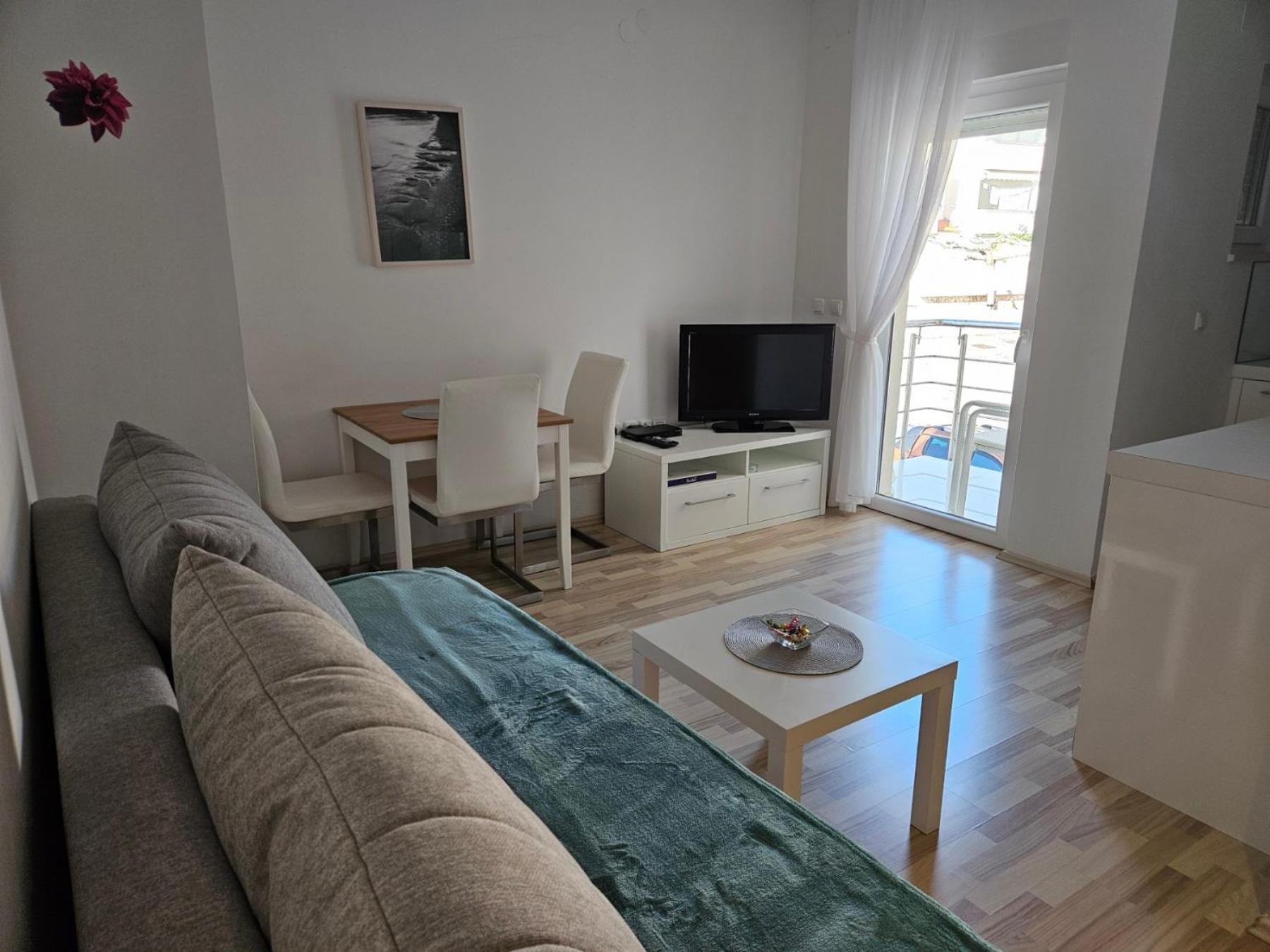 Apartments Barbati Новаля Екстериор снимка