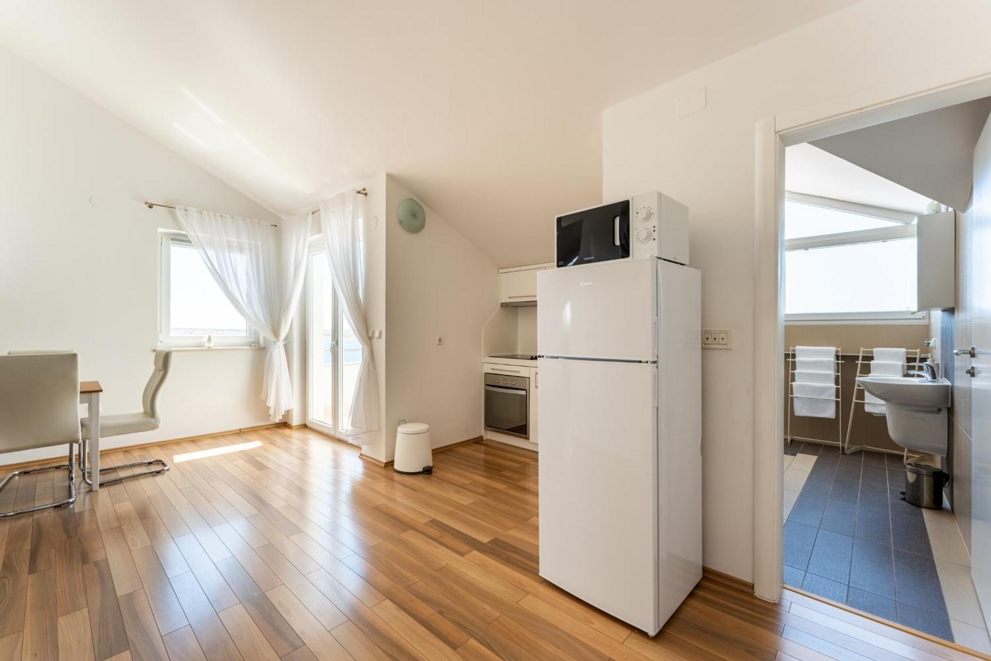 Apartments Barbati Новаля Екстериор снимка