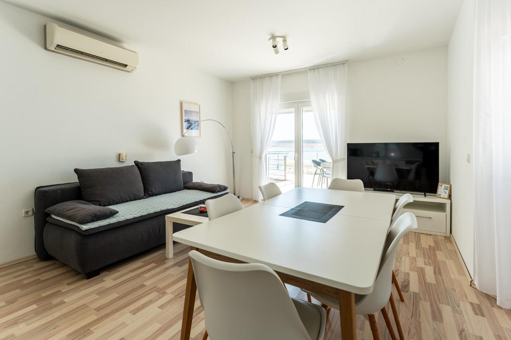 Apartments Barbati Новаля Екстериор снимка